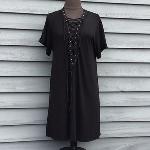 Windsor Black Short Sleeve Lace Up Dress